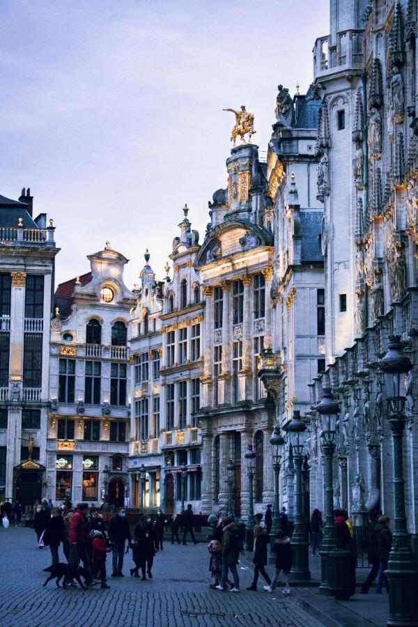 Holiday Inn Express Brussels-Grand-Place By Ihg Экстерьер фото